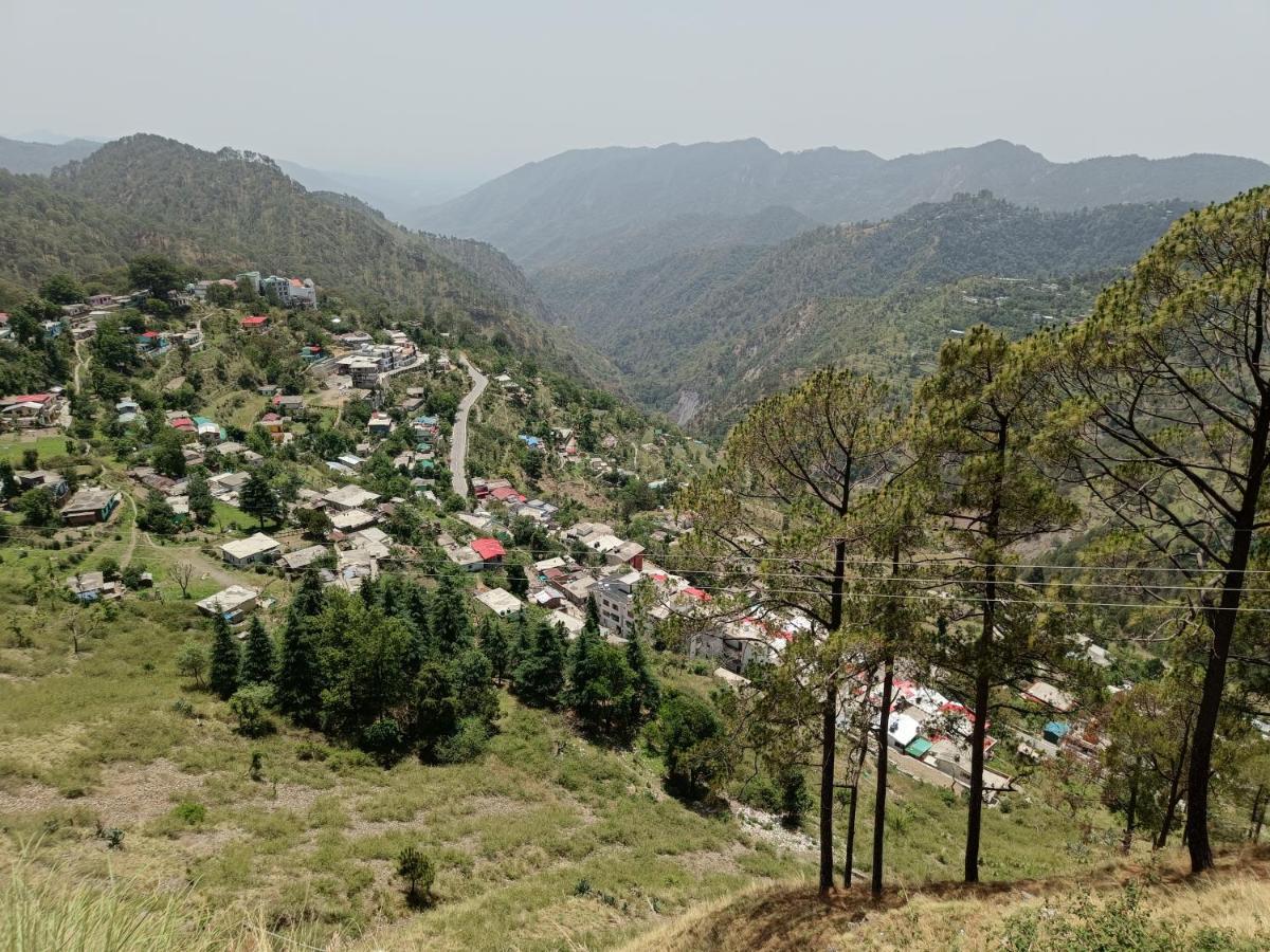 Mini Homestay Кгаджураго Екстер'єр фото