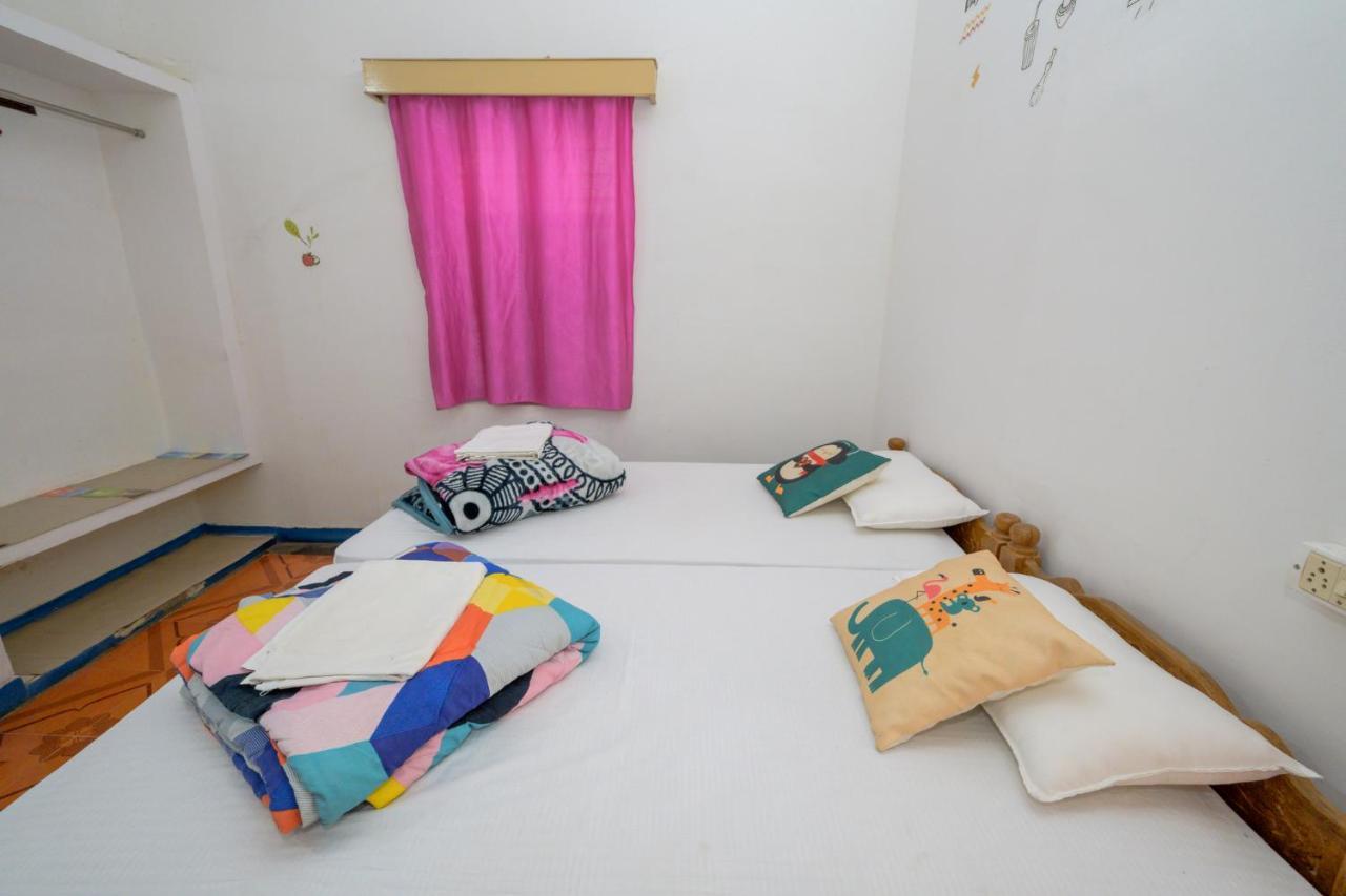 Mini Homestay Кгаджураго Екстер'єр фото