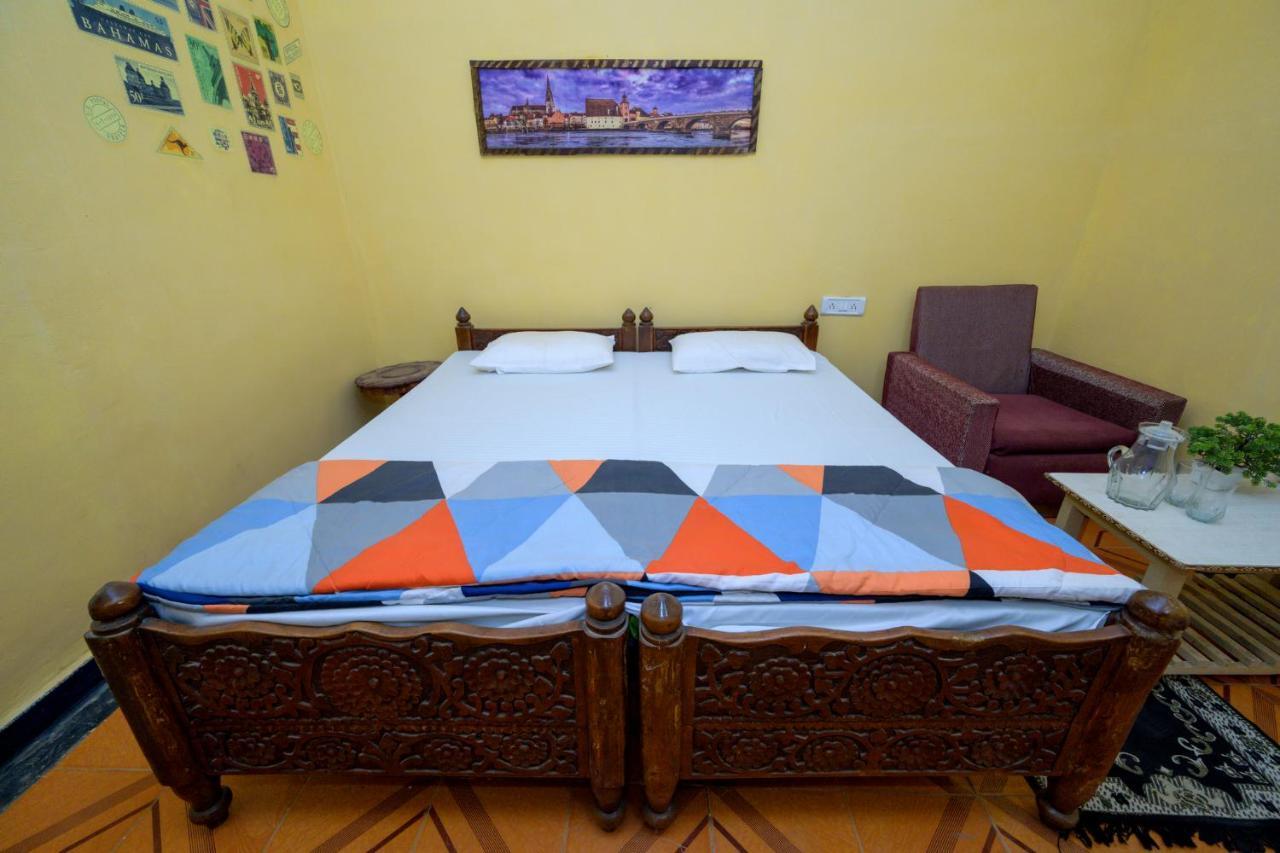 Mini Homestay Кгаджураго Екстер'єр фото